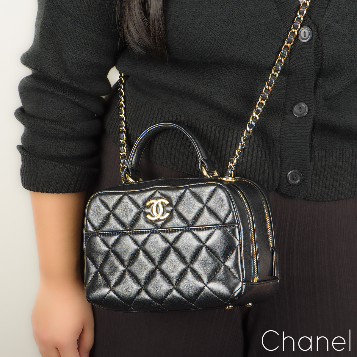 Chanel Pre-owned 2021 Mini CC Diamond-Quilted Bowling Bag - Black